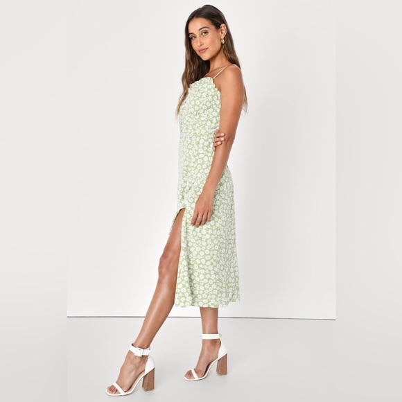 NEW Lulu’s x Lush Timeless Touch Green Floral Print A-Line Midi Dress - Picture 3 of 12